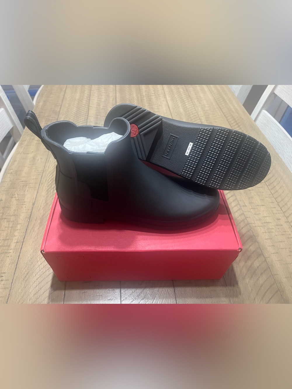 Hunter Refined Chelsea Rain Boots Women’s 8 Black Waterproof New in Box